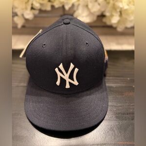 Vntg. NEW ERA  5950 Diamond Collection New York Yankees Hat MLB W/tag 7 3/8 USA